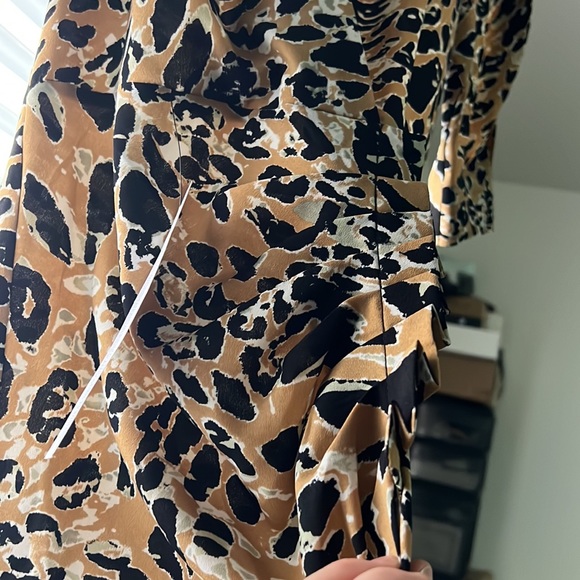 TopShop Printed Dress with Slit - Picture 4 of 8
